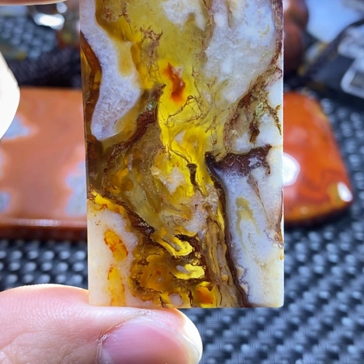 玛瑙/玉髓颈饰未镶嵌