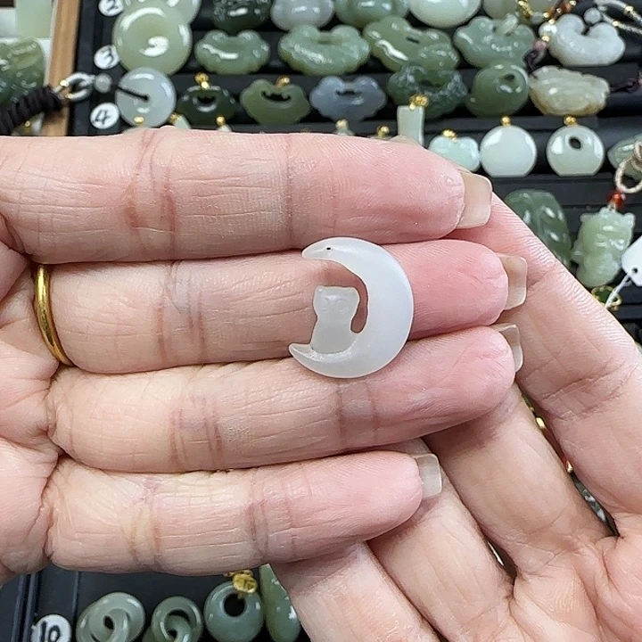 和田玉未镶嵌吊坠(不含链)