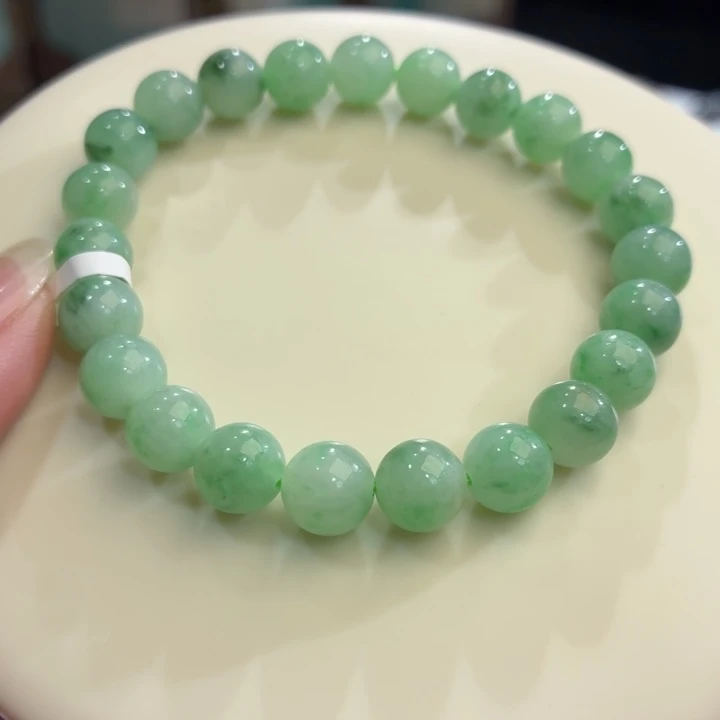 翡翠未镶嵌手链冰胶绿飘卡8.4