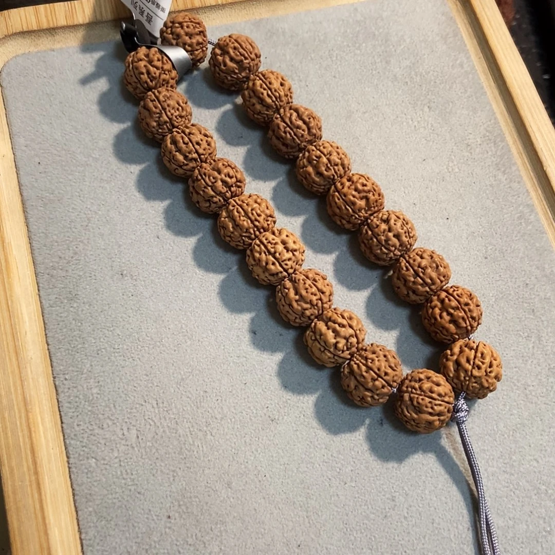 手串金刚菩提臻选级八龙16.7