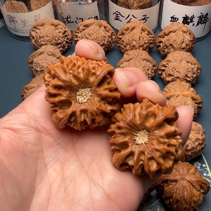 吊坠文玩核桃39龙门涧