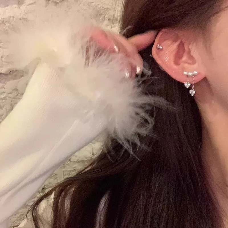 铜合金耳饰 A轻奢流苏爱心耳钉女精致甜美气质小众百搭耳饰E2264