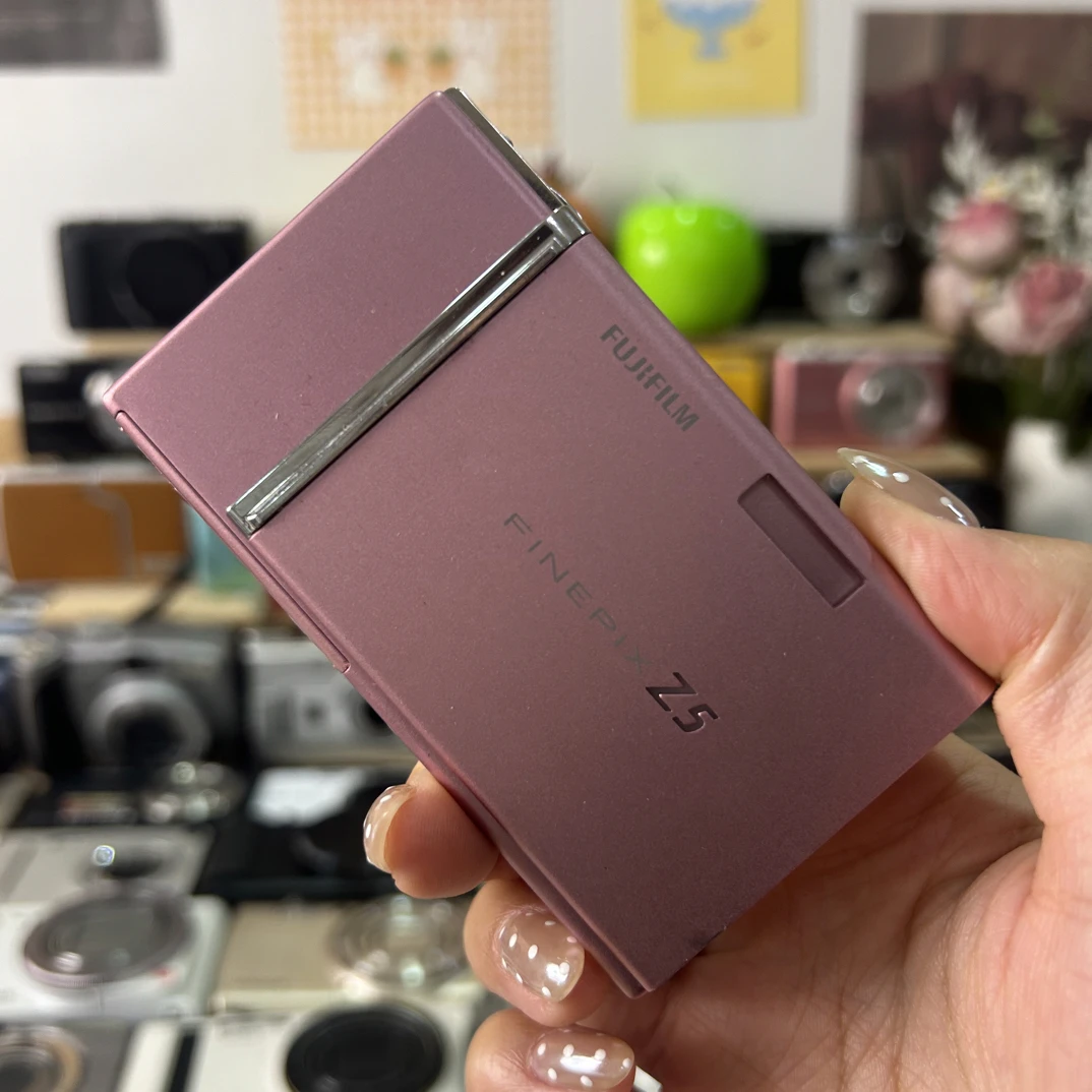 9新 Fujifilm/富士 富士z5fd 樱花粉 送xd卡配件齐全