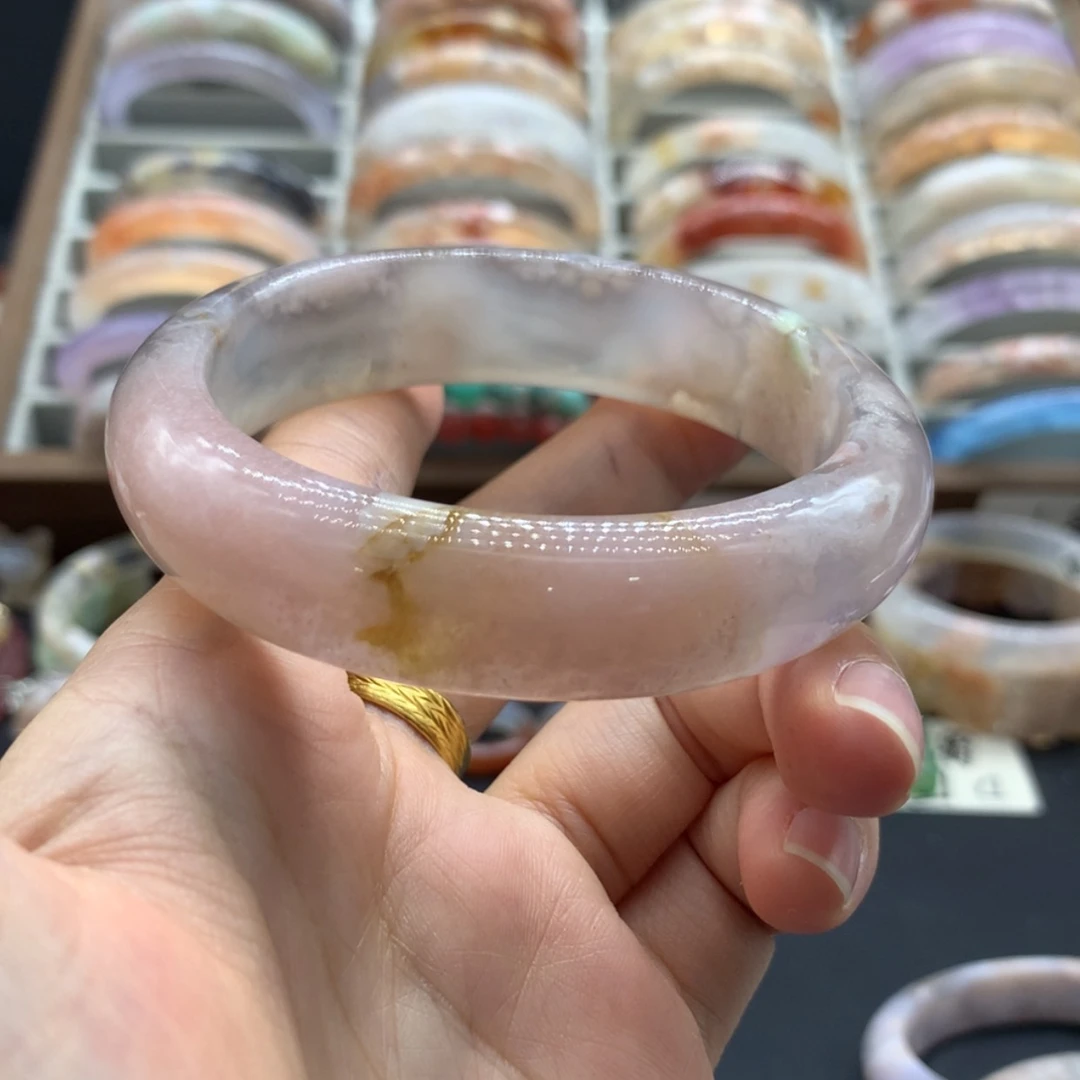 【闪购商品】玛瑙/玉髓手镯未镶嵌乐*