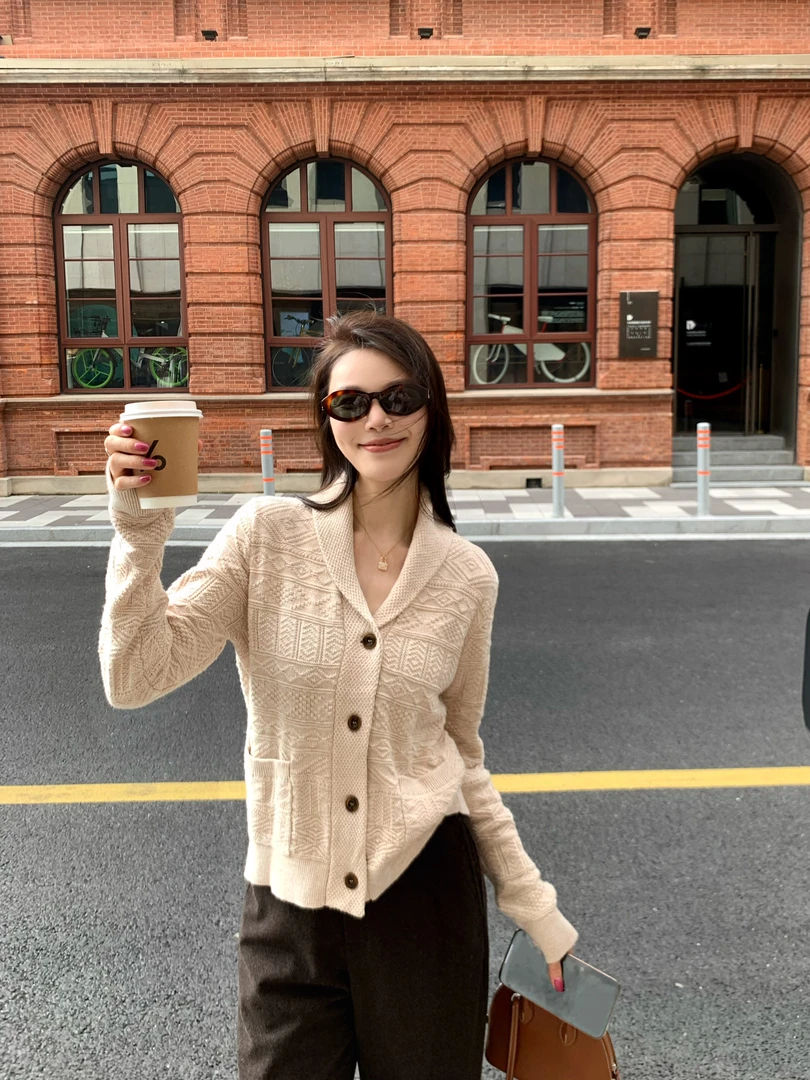 BIG WHITE REMADE“英伦小调”53苎麻+47精梳棉小奢风针织衫7834