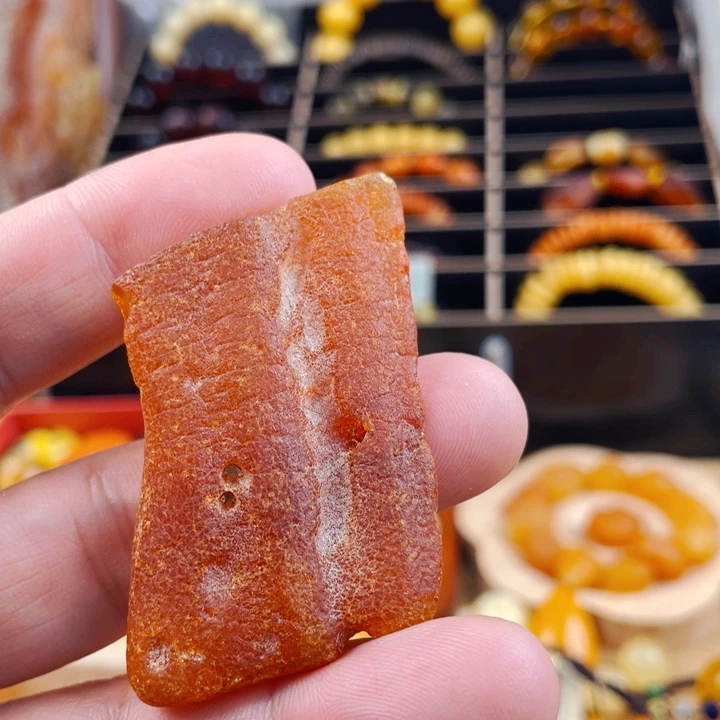 琥珀颈饰未镶嵌吊坠