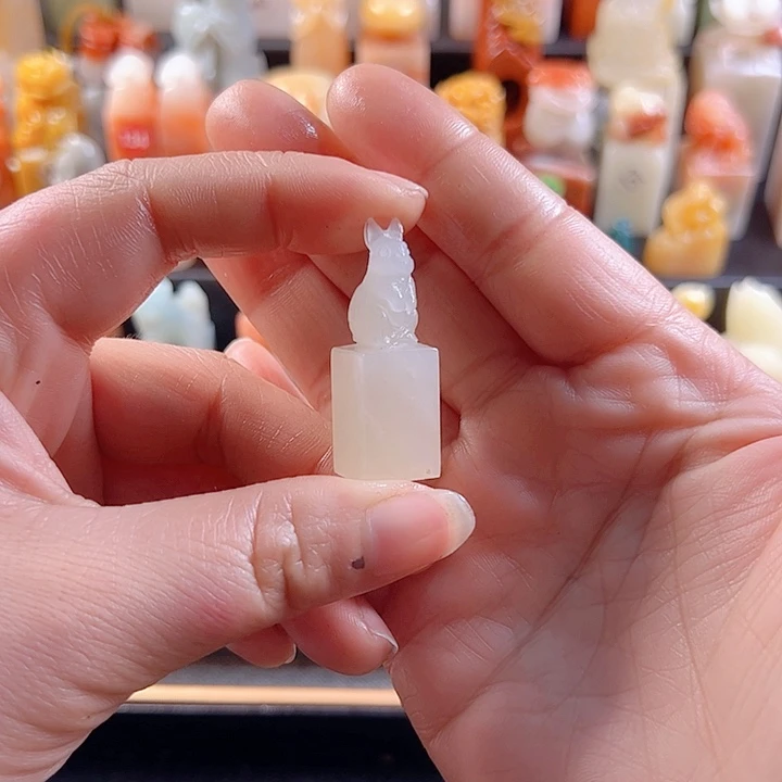 老挝石印石1.3厘米，兔子