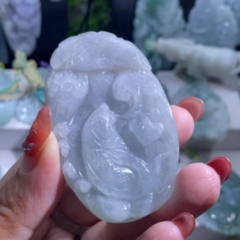 【闪购商品】颈饰未镶嵌翡翠鱼