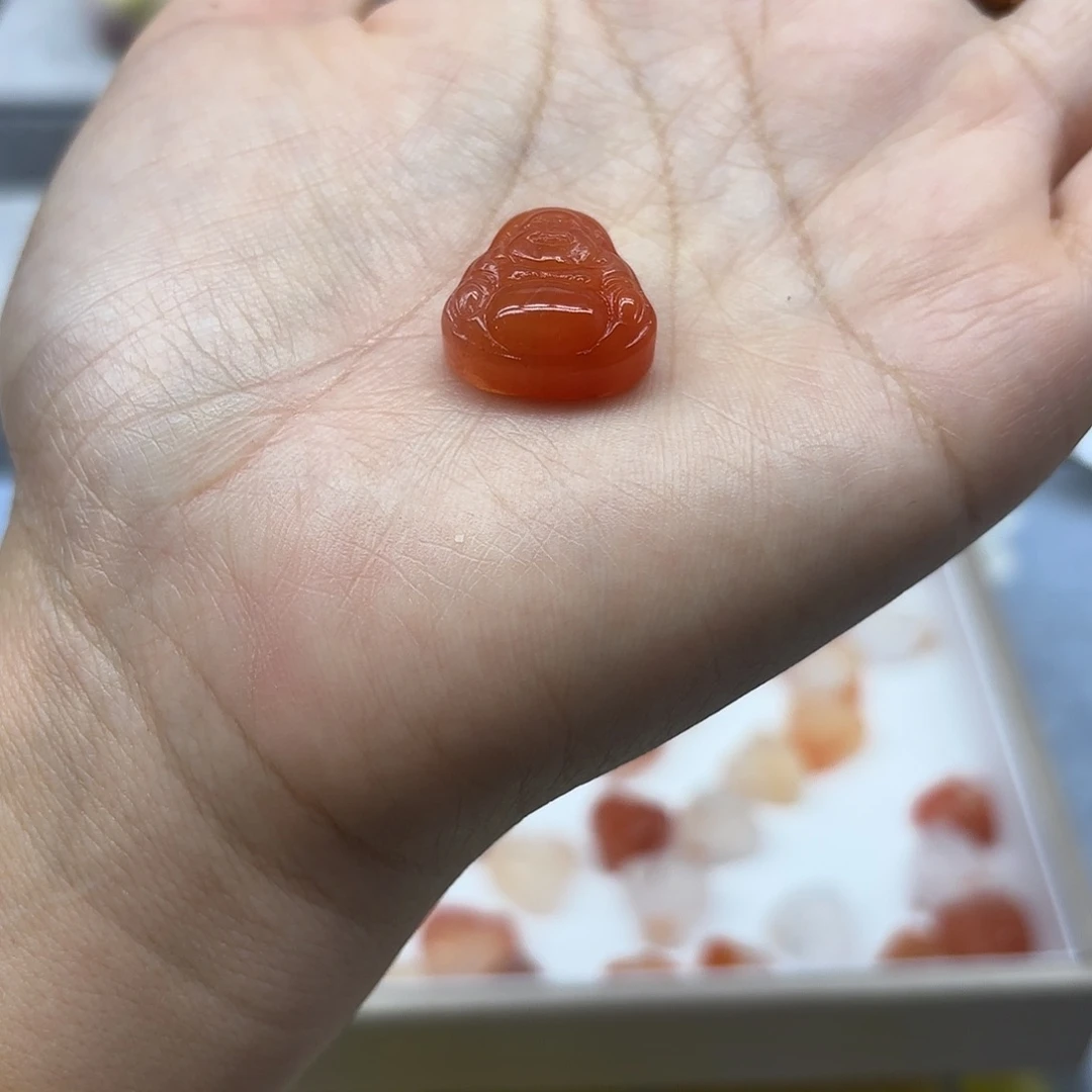 南红玛瑙未镶嵌珠宝半成品