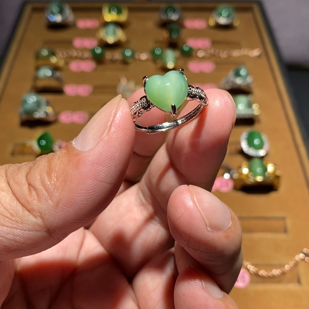 和田玉（碧玉）未镶嵌戒指