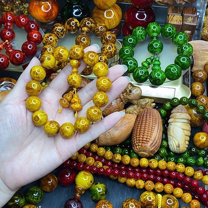 松木琥珀木文玩手串