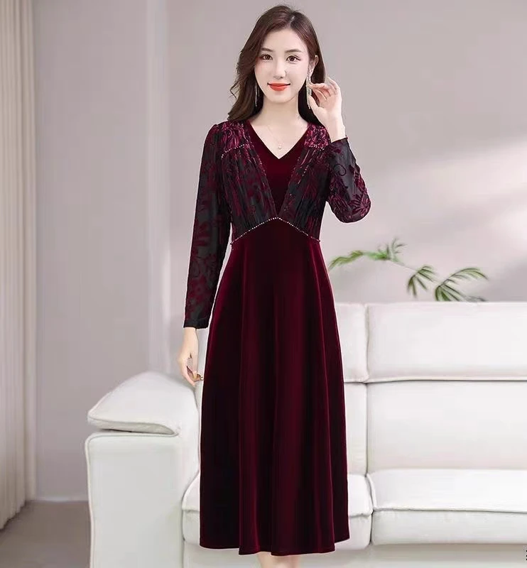 A032春季新款精致连衣裙修身显瘦拼接红色金丝绒裙子