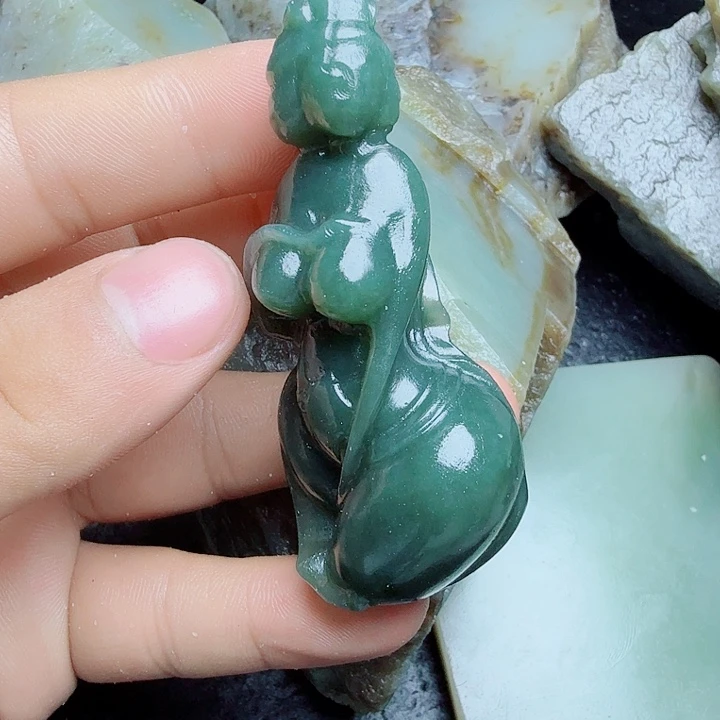 未镶嵌和田玉（糖玉）珠宝奇石