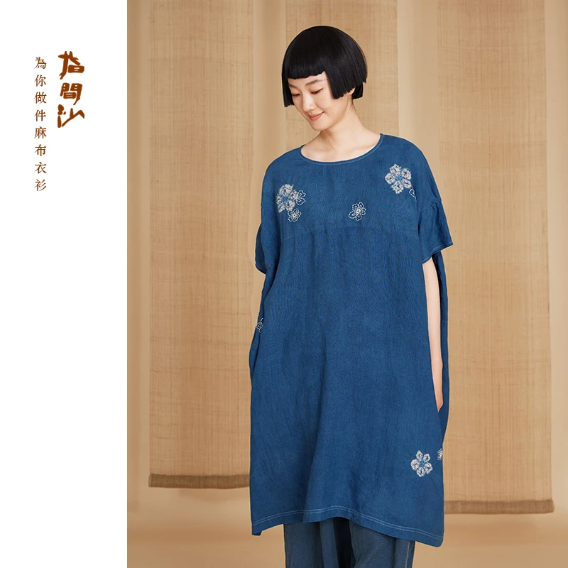 指间沙2525129女装25夏中式圆领落肩定位刺绣扎染麻料宽松袍子