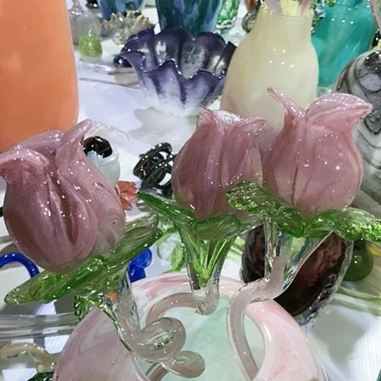 琉璃花瓶高45厘米宽9厘米