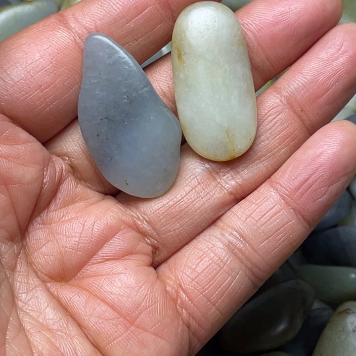 和田玉（子料）未镶嵌珠宝半成品