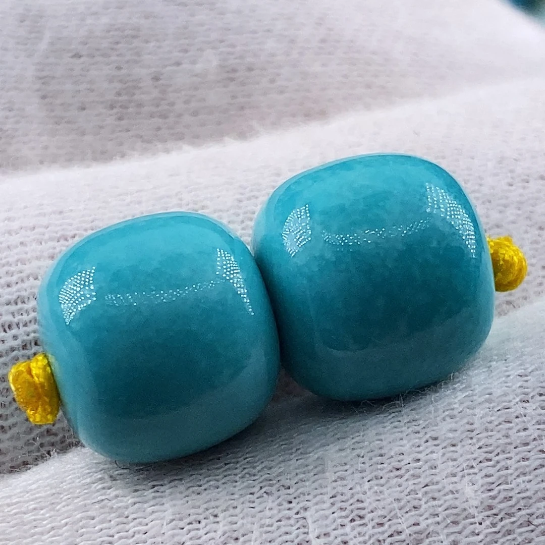 吴***晔绿松石未镶嵌珠宝奇石