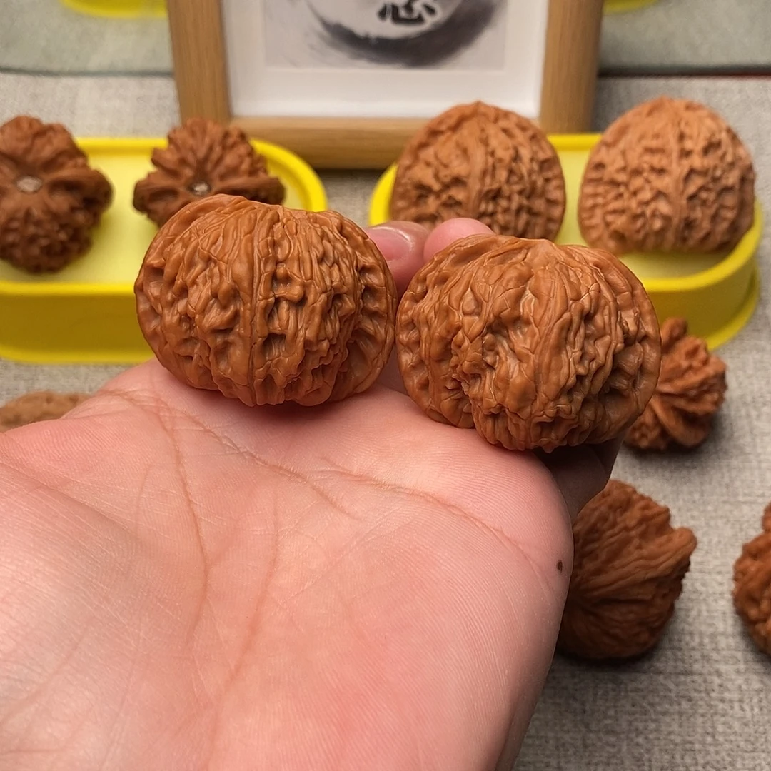 文玩核桃吊坠42+磨盘