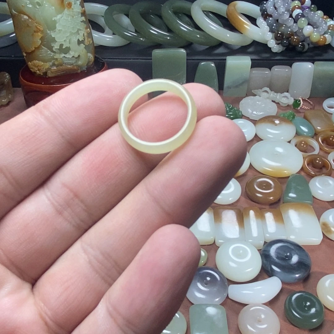 和田玉吊坠(不含链)未镶嵌