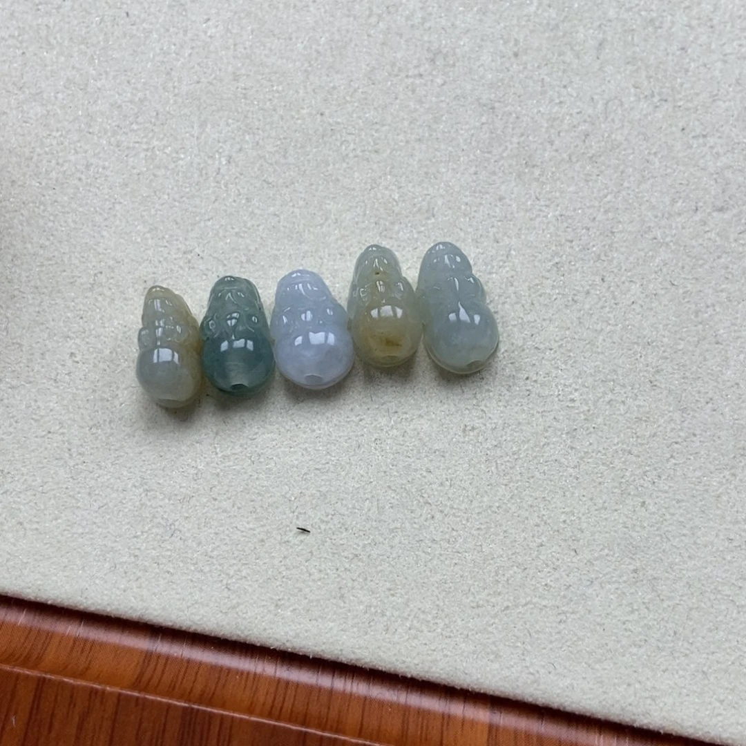 翡翠未镶嵌颈饰如意貔貅手链发其一
