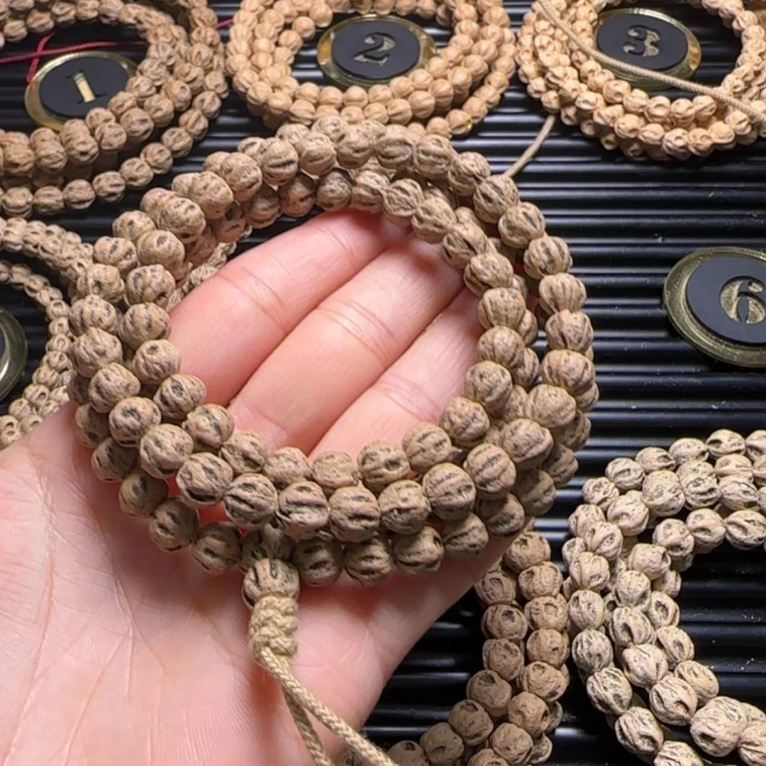 【闪购商品】柏香籽/百香籽吊坠G*