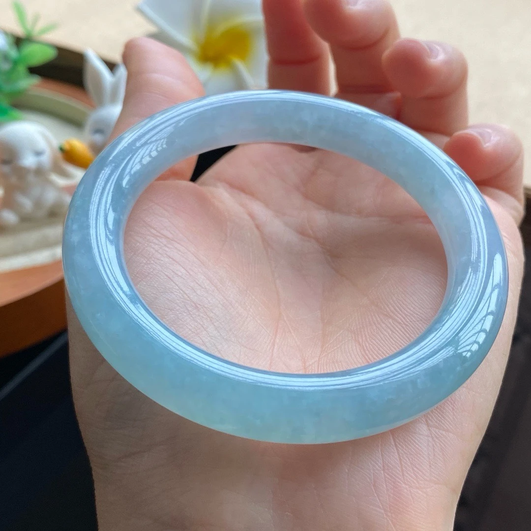108盘！12900号54.3-9.5-9.7冰绿圆条湖水绿果冻镯！翡翠手镯