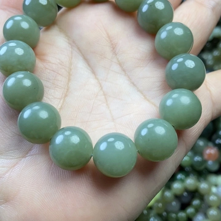 颈饰未镶嵌和田玉卡14