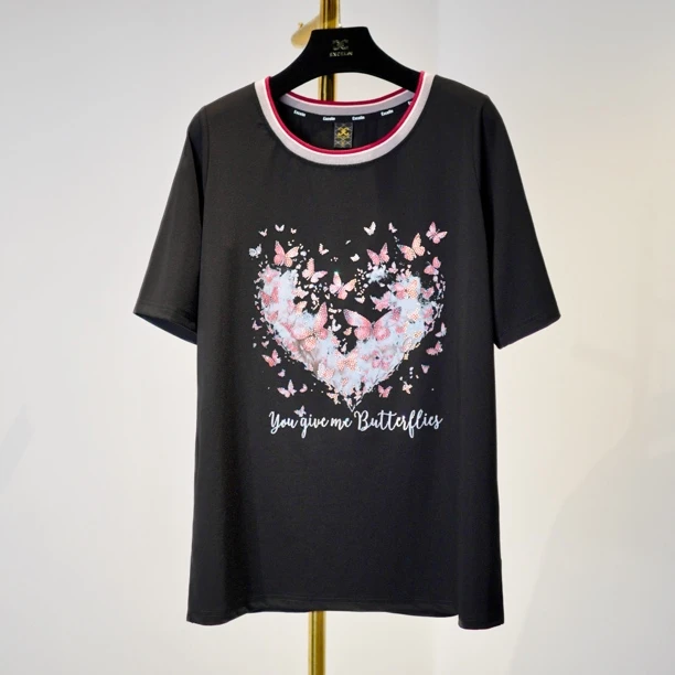 【心有蝴蝶圆领短袖上衣】2025新款时尚穿搭洋气显瘦女士中长款T恤