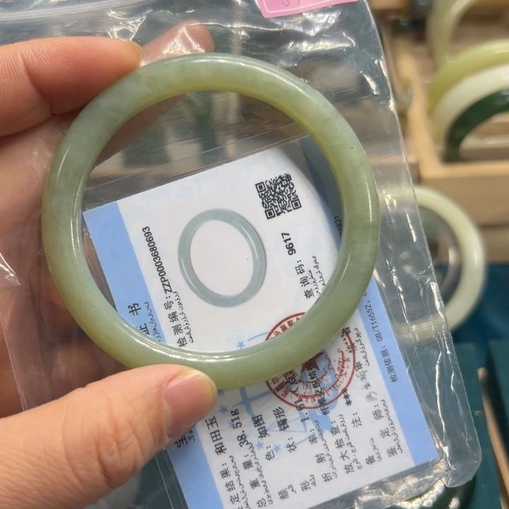 和田玉手镯未镶嵌59.2圈围80693
