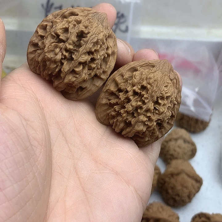 文玩核桃吊坠38 满天星