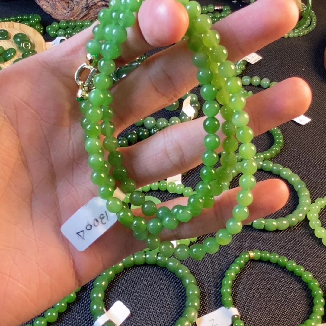 和田玉（碧玉）未镶嵌手链