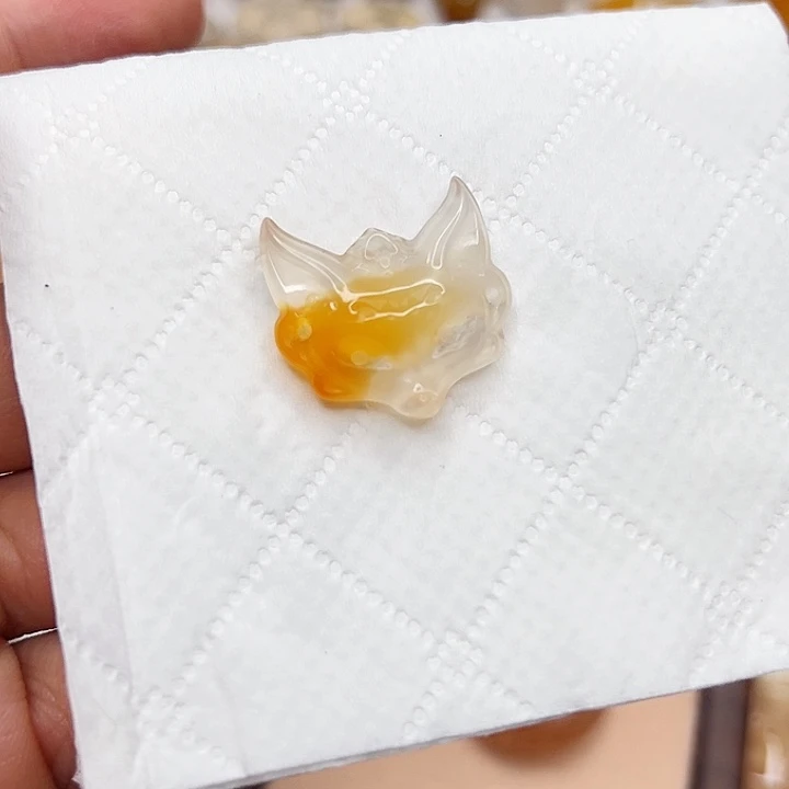 卡***.玛瑙/玉髓颈饰未镶嵌