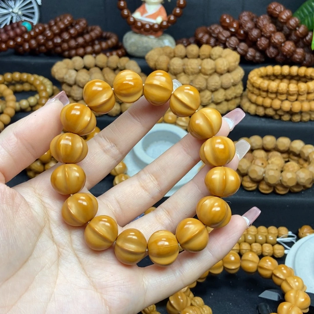 猴头核桃吊坠?****?鲨鱼