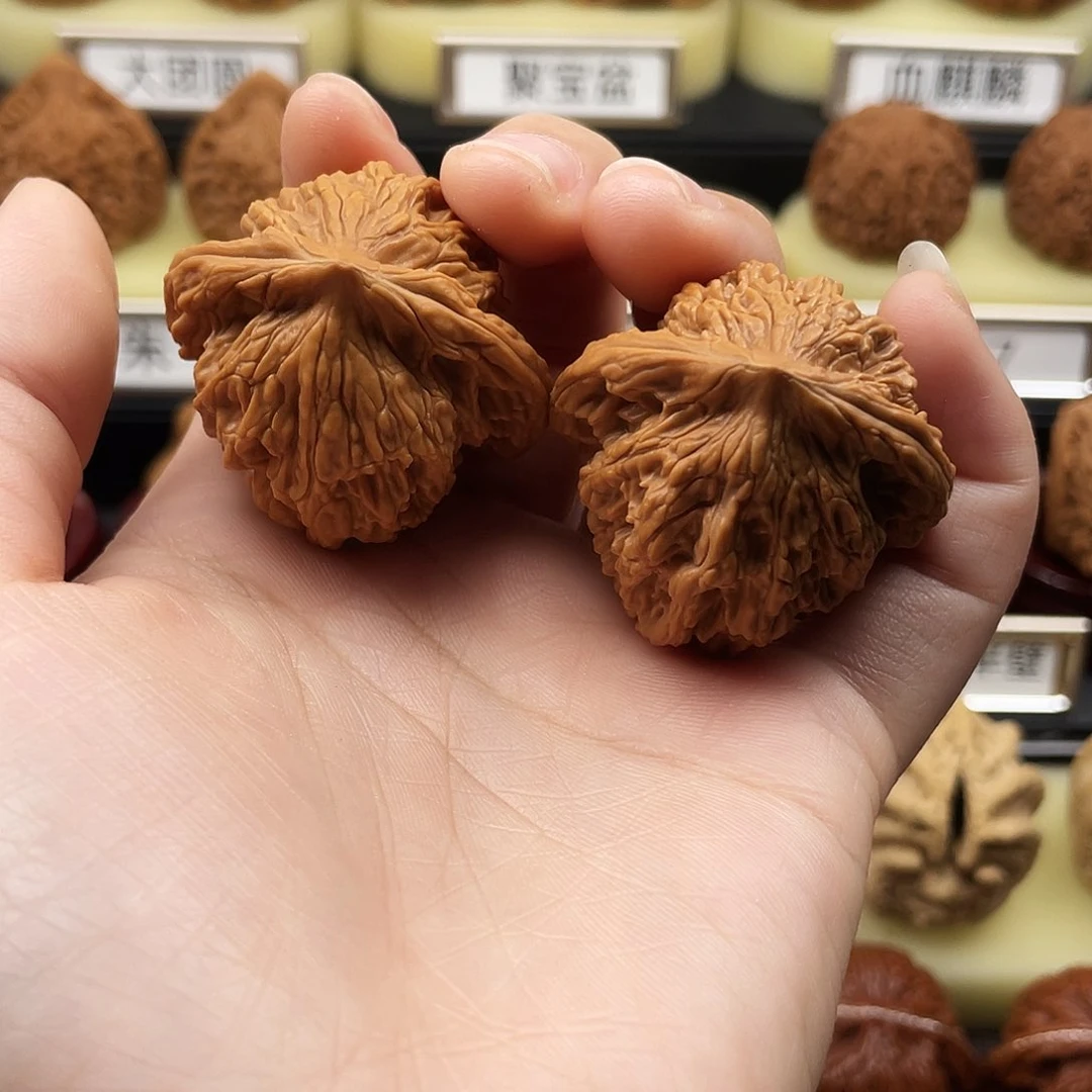 文玩核桃把件麦虎39全品647