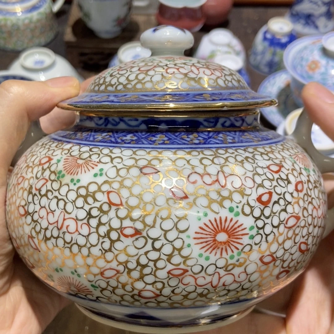 仁***）陶瓷艺术品的制作
