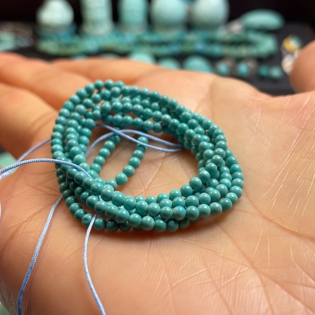 绿松石未镶嵌颈饰