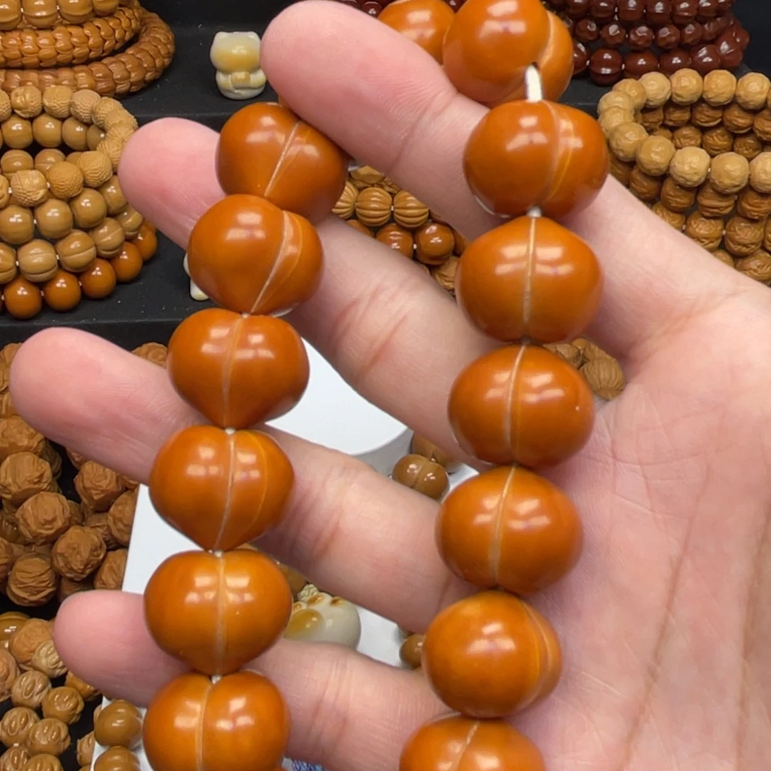 猴头核桃吊坠猴头核桃全品机雕大屁桃