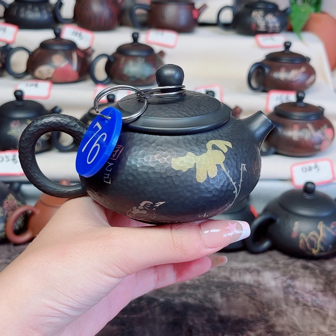 190毫升微微瑕纯手工锤纹刻填潘壶