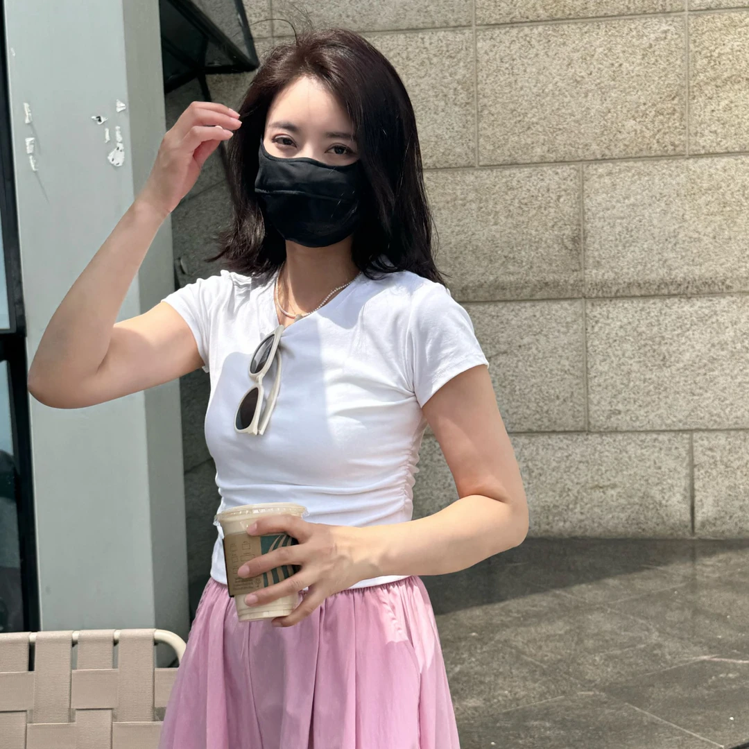 正肩短袖上衣2025夏款女装收腰显瘦时尚甜辣妹风短款洋气衣服女