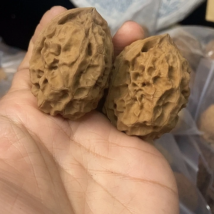 把件文玩核桃云南铁核桃基地70