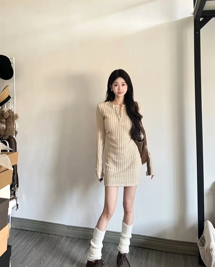 【D401-470】2025新款长袖秋季连衣裙秋冬高腰百搭时尚