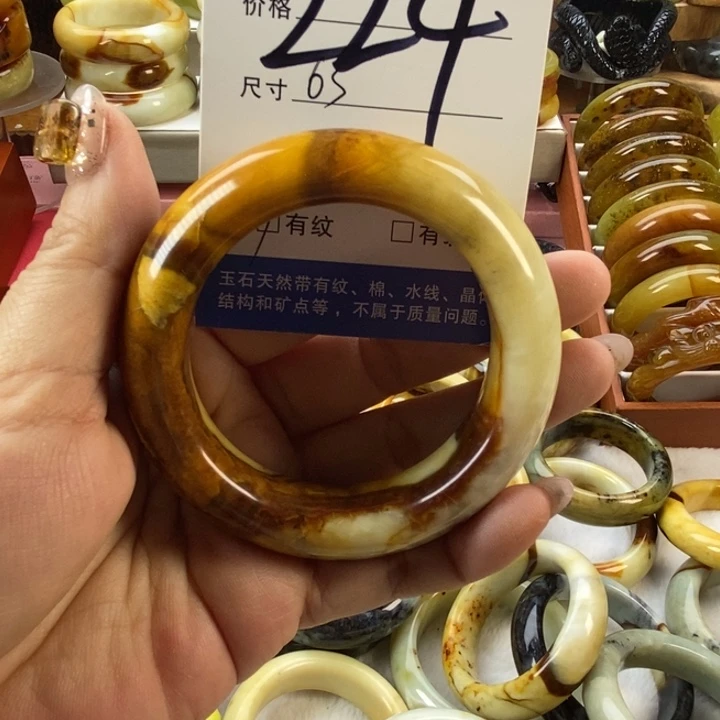 蛇纹石玉未镶嵌手镯55无售后（瑕）