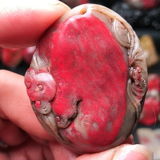 昌化石昌化鸡血石挂件