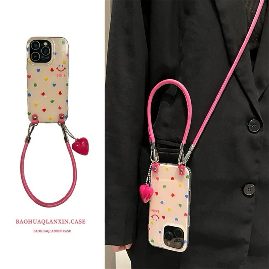 微笑表情彩爱心挂件适用苹果16promax手机壳iphone15pro新14pro女