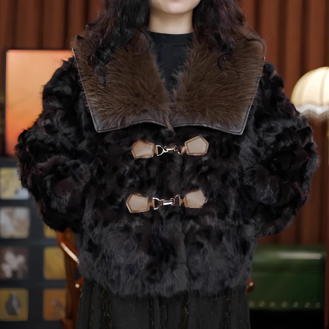 艳影仙姿(黑色）大毛领皮毛大衣加厚短款气质外套冬季女