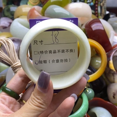 未镶嵌蛇纹石玉手镯