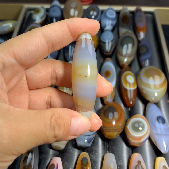 玛瑙/玉髓颈饰未镶嵌吊坠