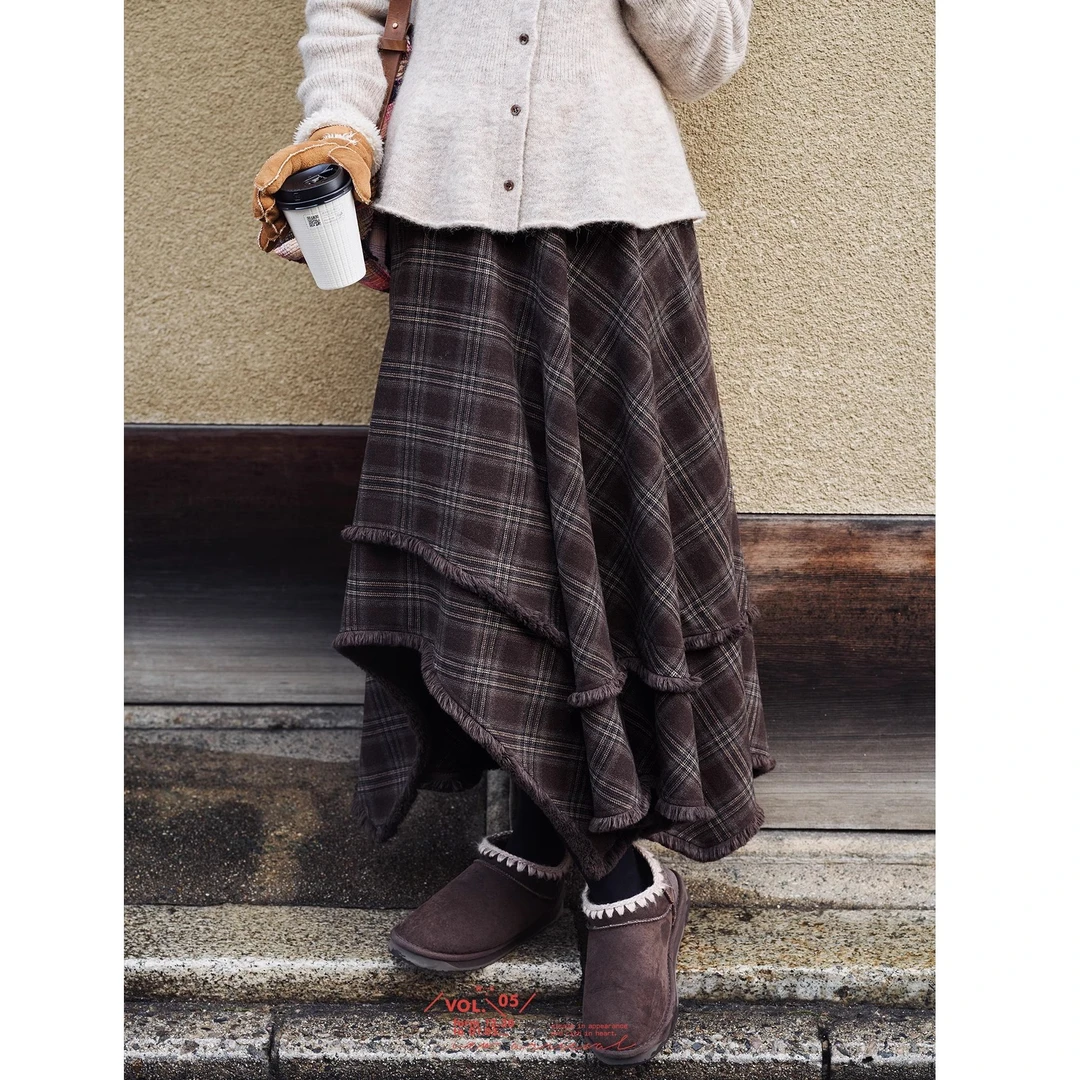 【王雪糕专属】「白描工作间」"荒野探风"不规则流苏毛呢格子半身裙