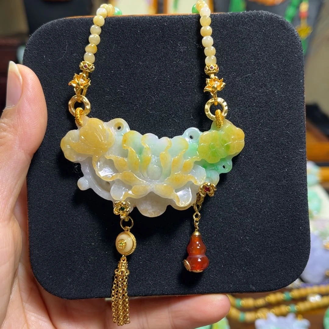 翡翠未镶嵌颈饰天然翡翠