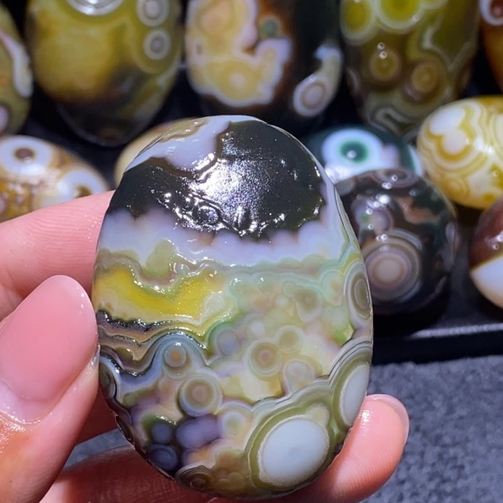 玛瑙/玉髓未镶嵌珠宝奇石62